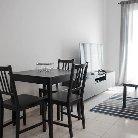 Renovated One Bedroom Apartment In Paphos With Pool Dış mekan fotoğraf