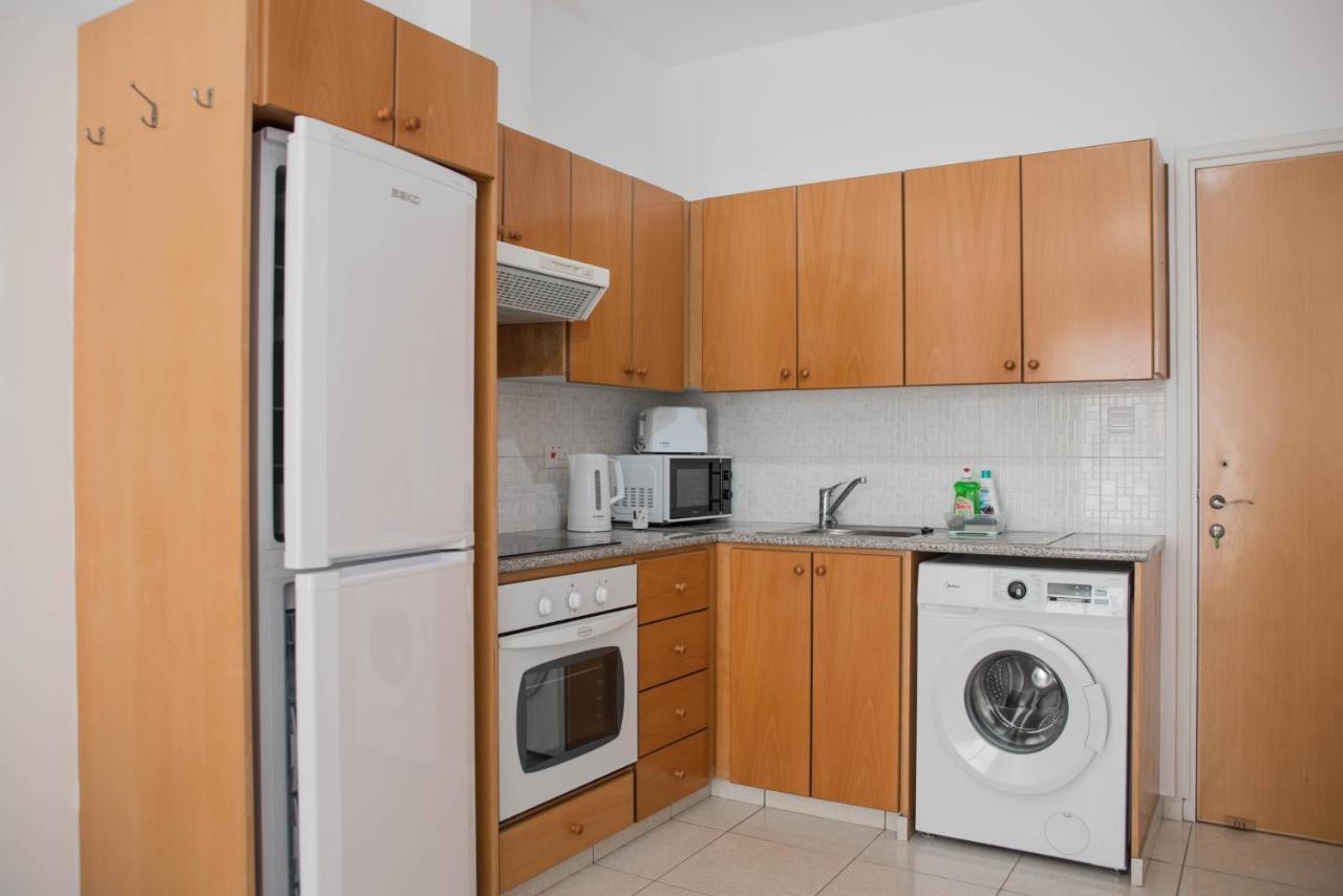 Renovated One Bedroom Apartment In Paphos With Pool Dış mekan fotoğraf